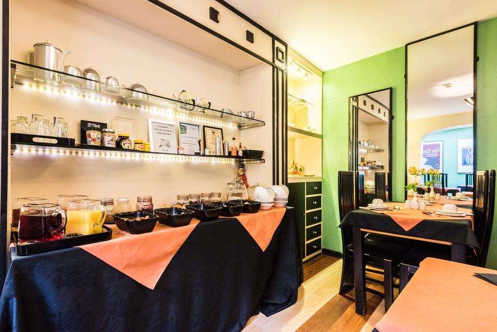 Paskins Town House 3*